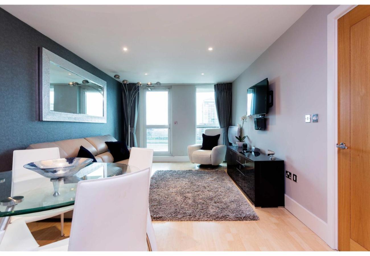 Veeve - River Views From Vauxhall ลอนดอน ภายนอก รูปภาพ